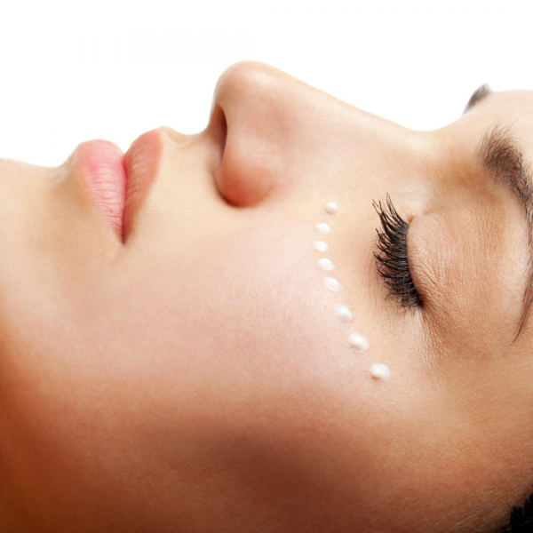 soin contour des yeux proche d'avignon dans le vaucluse